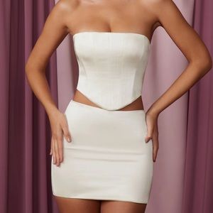 Oh Polly micro low waist mini skirt in cream satin, NWT & never worn